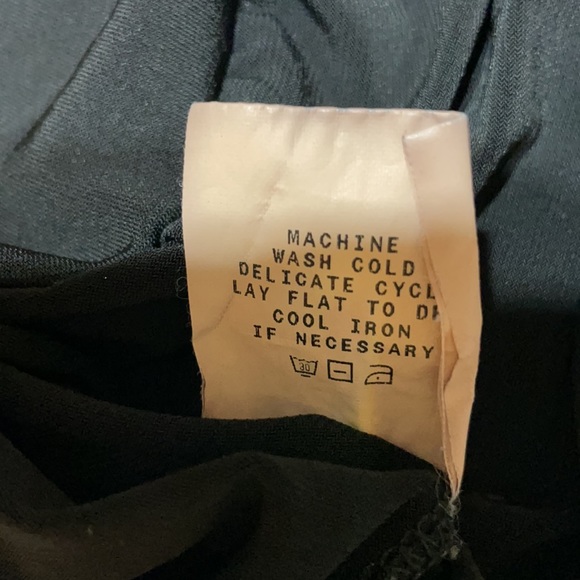 Studio M Women’s SZ M Black V-Neck Pullover Short Sleeve Casual Top - Picture 8 of 13